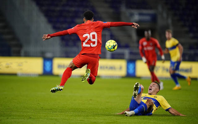 milan米兰app官网-*
聚焦欧冠！米迪兰特对阵阿贾克斯 哪支球队能实现小组赛首胜？(图3)